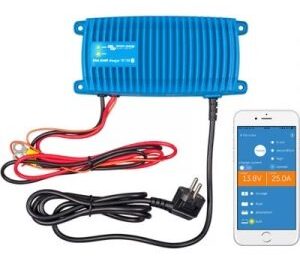 Victron Blue Smart IP67 batterilader i Kabe Campingvogn